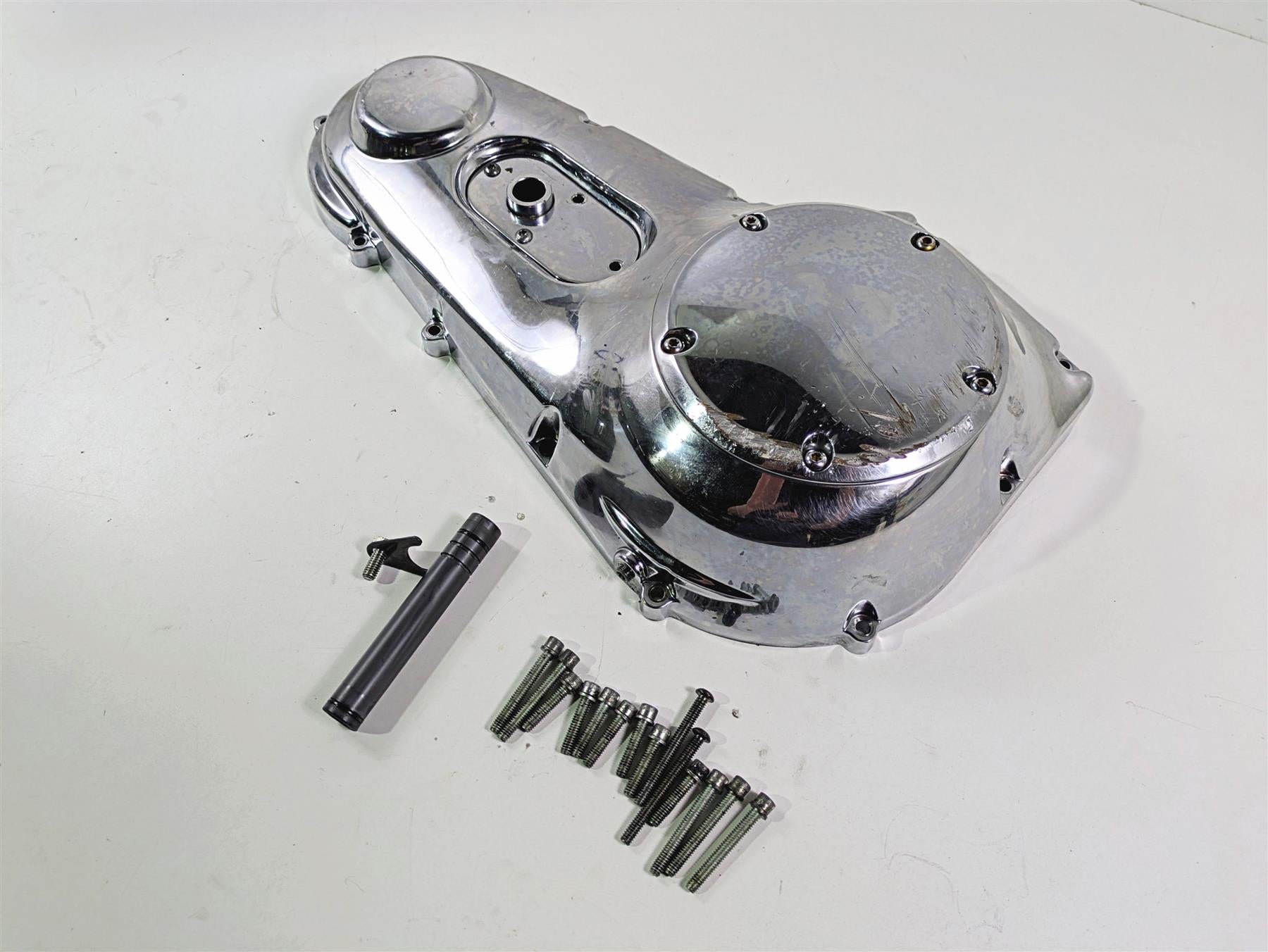 1999 Harley Dyna FXDL Low Rider Outer Primary Drive Clutch Cover Mid 60506-99 {{ shop.shopifyCountryName }} - Mototech271
