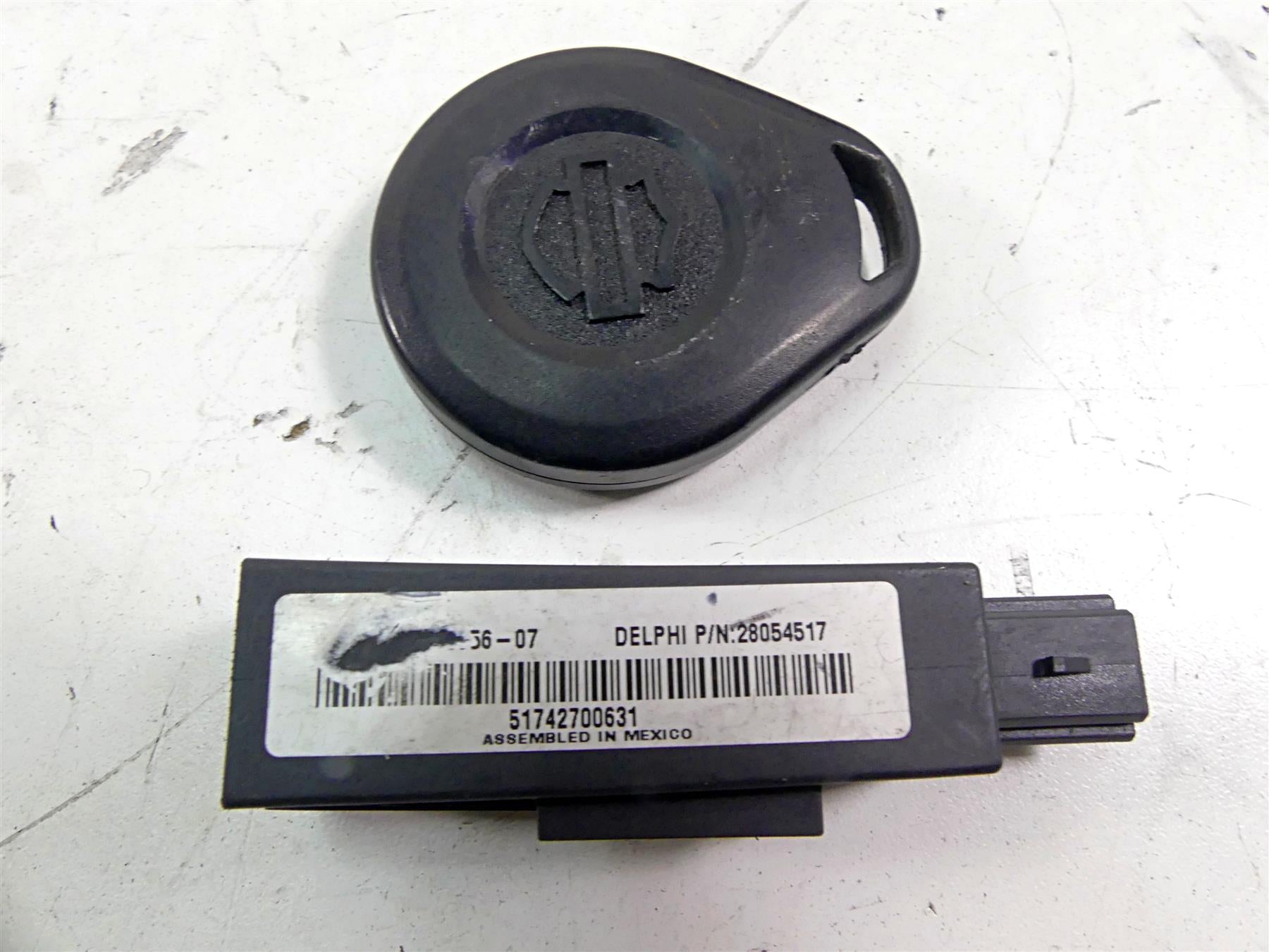 2015 Harley Touring FLHXS Street Glide Bcm Module Fob Antenna Set 69994-12B {{ shop.shopifyCountryName }} - Mototech271