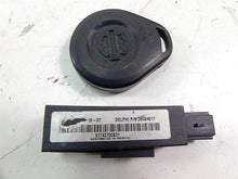 Load image into Gallery viewer, 2015 Harley Touring FLHXS Street Glide Bcm Module Fob Antenna Set 69994-12B | Mototech271

