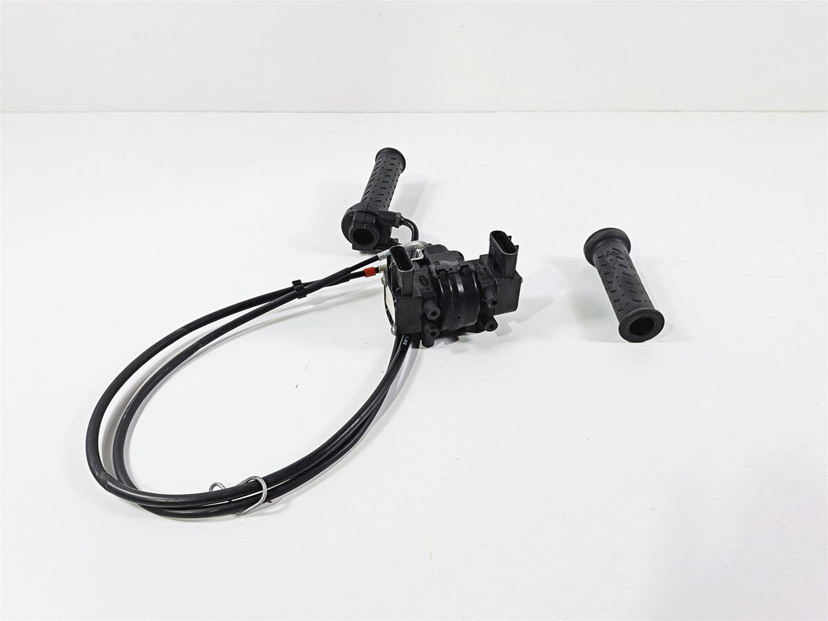 2014 Aprilia RSV4 RR Factory Throttle & Acceleration Position Sensor B044414 {{ shop.shopifyCountryName }} - Mototech271
