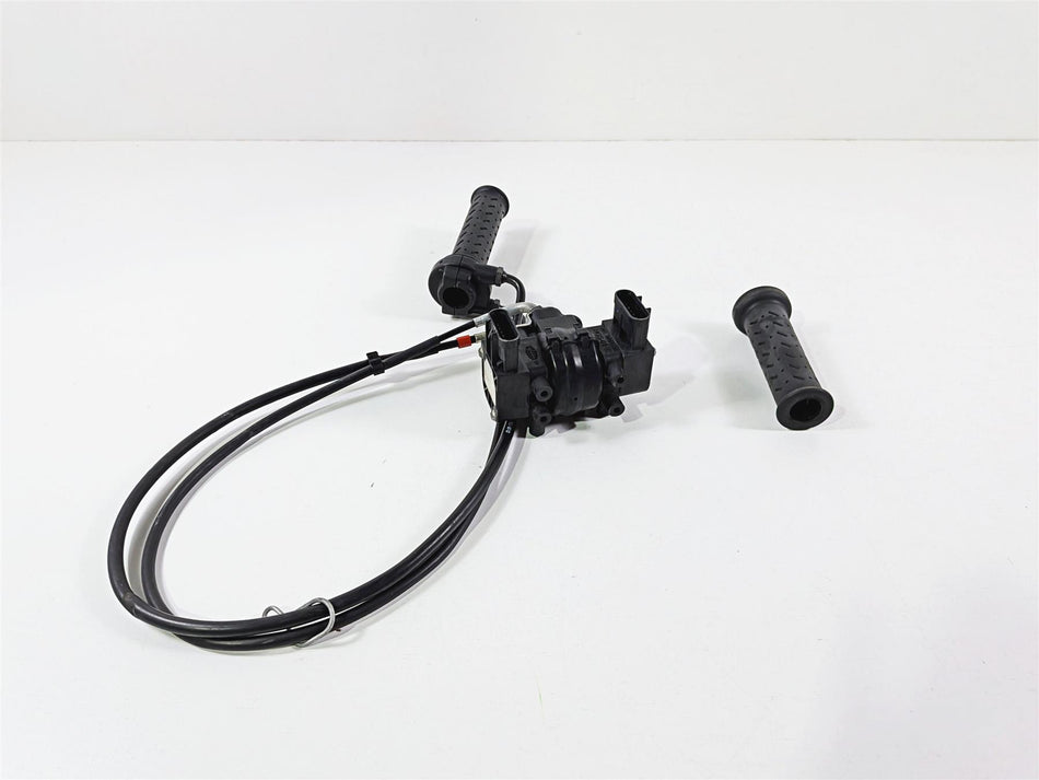 2014 Aprilia RSV4 RR Factory Throttle & Acceleration Position Sensor B044414 {{ shop.shopifyCountryName }} - Mototech271