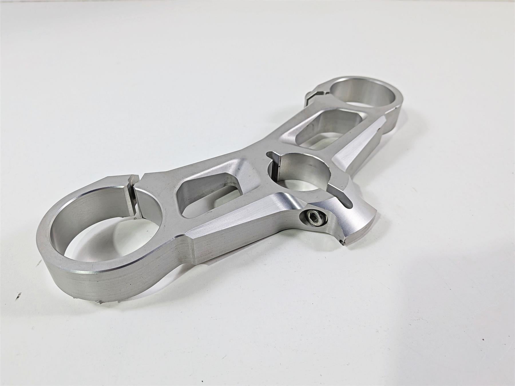 2019 Ducati 959 Panigale Upper Triple Tree Steering Clamp 34130881A {{ shop.shopifyCountryName }} - Mototech271