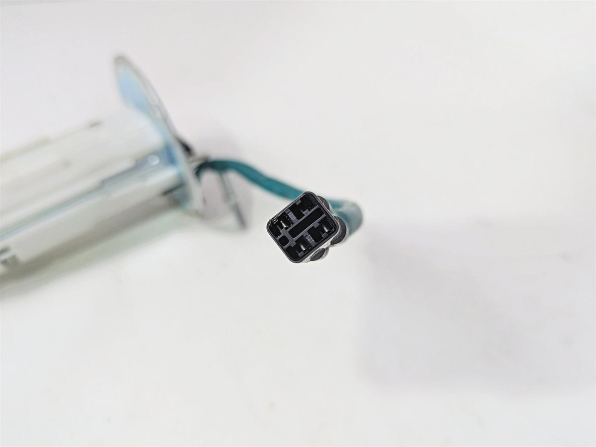 2024 Kawasaki ZX6R ZX636 Ninja Fuel Gas Petrol Pump - Tested 49040-0779 {{ shop.shopifyCountryName }} - Mototech271
