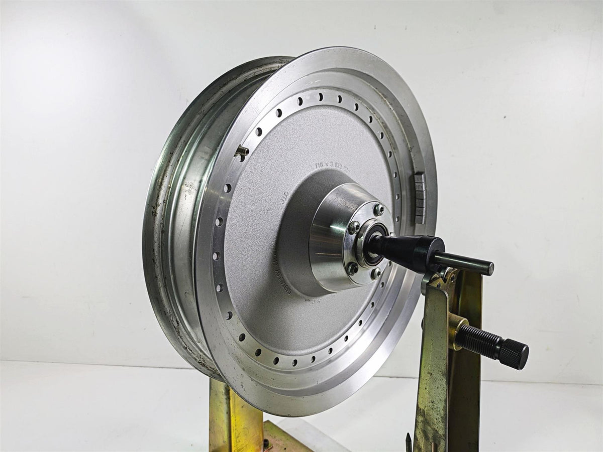 2004 Harley Softail FLSTF Fat Boy Straight 16x3 Solid Front Wheel Rim 41038-00 {{ shop.shopifyCountryName }} - Mototech271