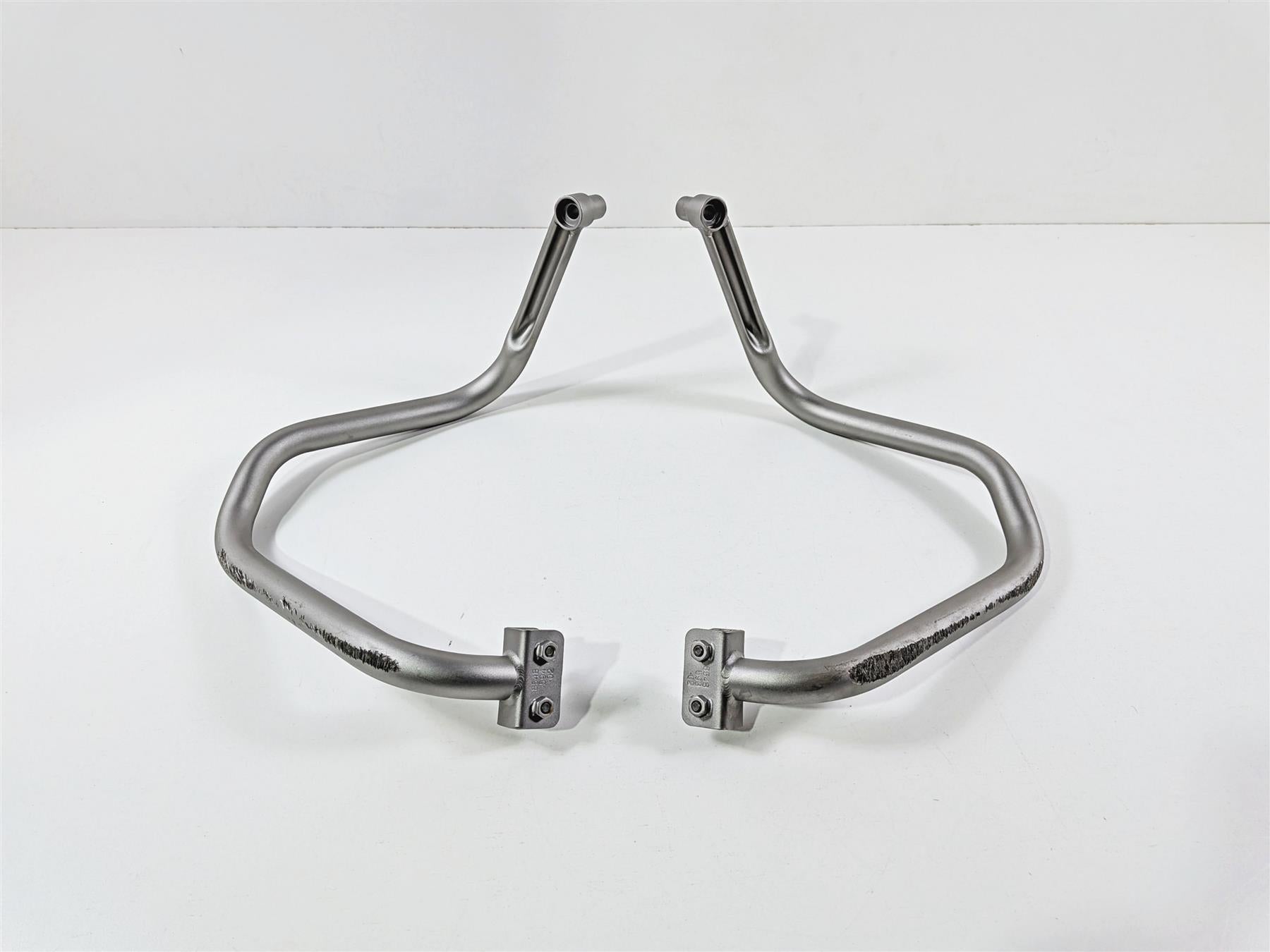 2023 BMW R1250RT RTP K52 Left Right Case Crash Guard Set 46548548593 46548548594 {{ shop.shopifyCountryName }} - Mototech271