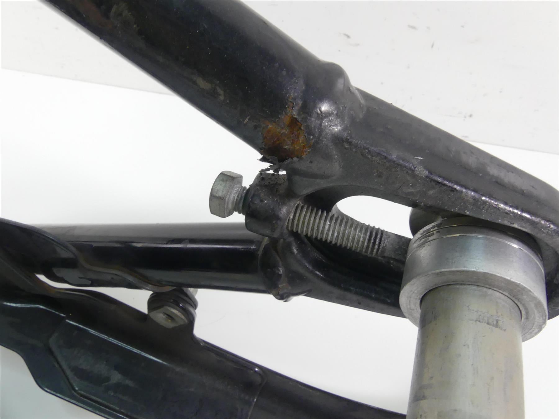 2008 Harley Softail FLSTSB Cross Bones Rear Swing Arm Swingarm 47573-11BHP {{ shop.shopifyCountryName }} - Mototech271