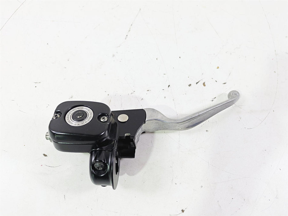 2015 Harley FXDL Dyna Low Rider Front Brake Master Cylinder 11/16 45170-08F {{ shop.shopifyCountryName }} - Mototech271