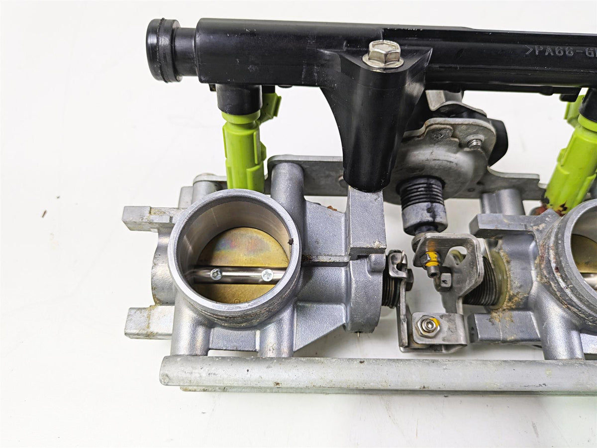 2006 Yamaha GP1300R Waverunner Throttle Body Fuel Injector Set 60T-13750-00-00 {{ shop.shopifyCountryName }} - Mototech271