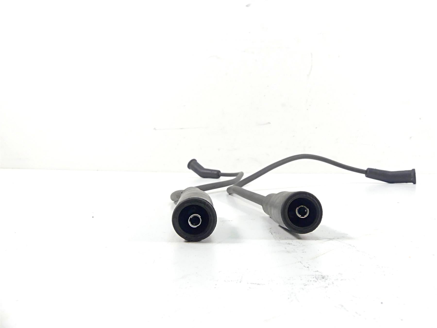 2007 Harley Touring FLHRSE CVO Road King Ignition Coil Wires Plugs Set 31743-01 {{ shop.shopifyCountryName }} - Mototech271