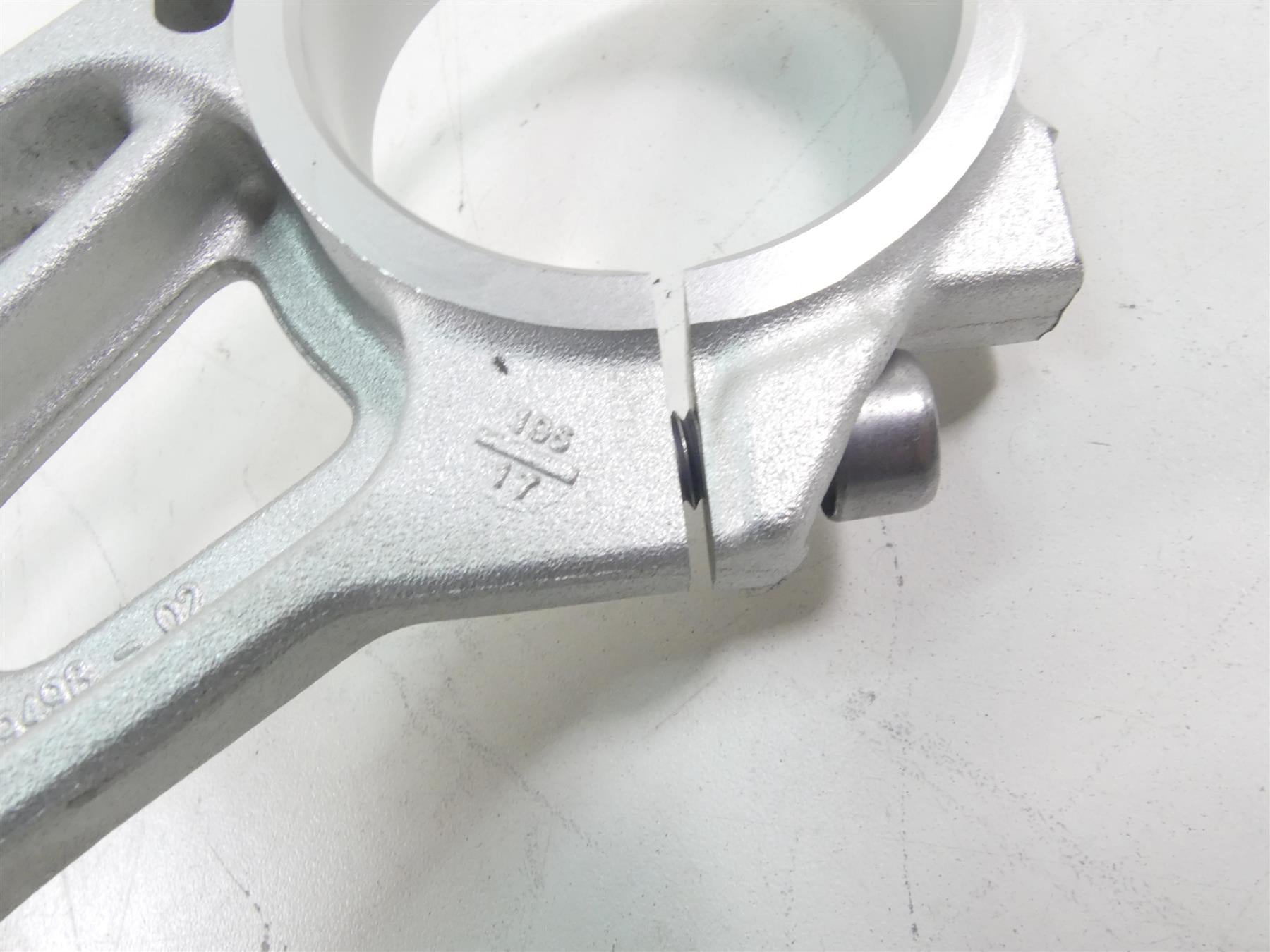 2018 BMW S1000RR K46 Upper Triple Tree Steering Clamp 31428549498 8549498 {{ shop.shopifyCountryName }} - Mototech271