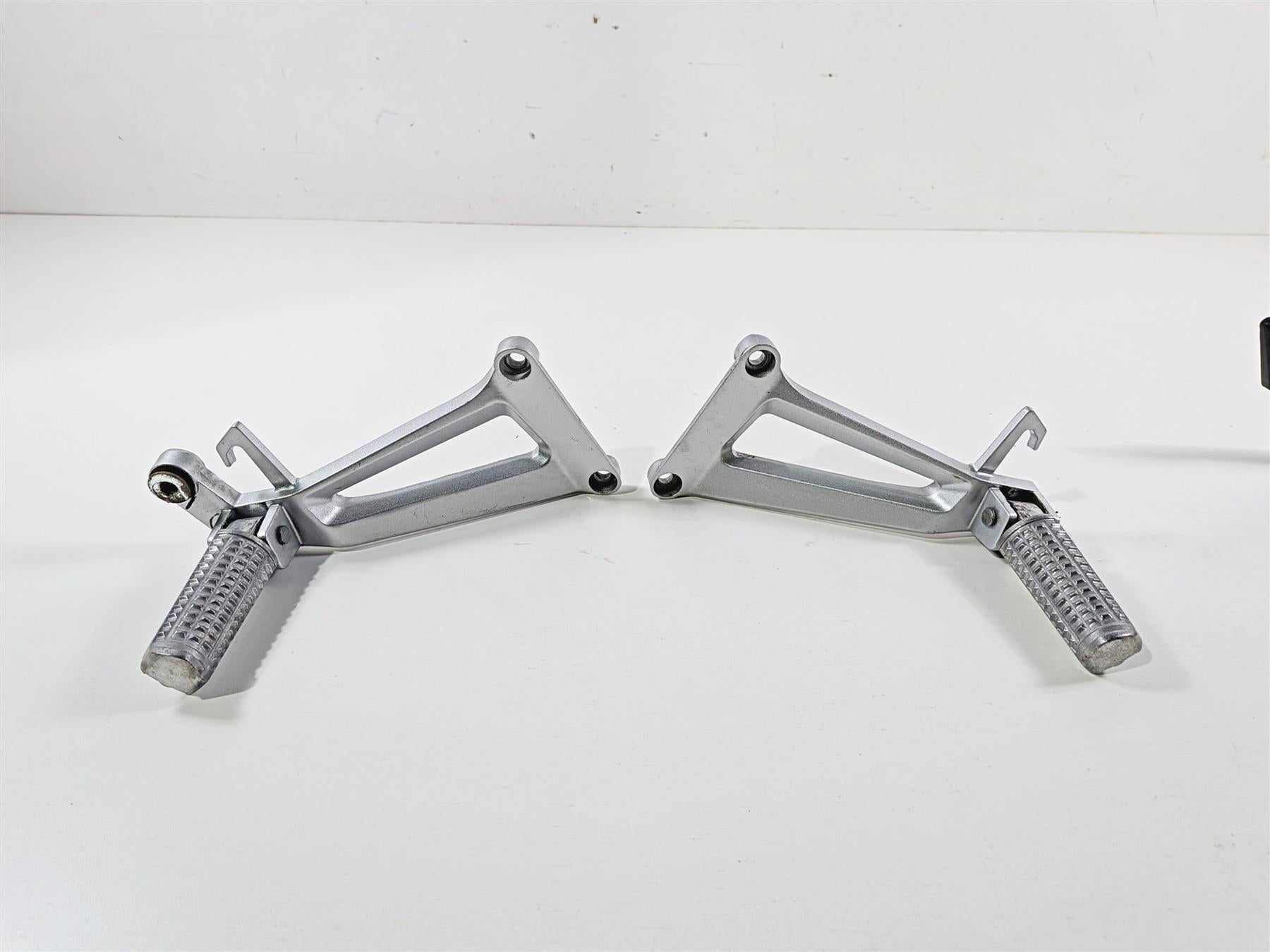 2023 Vitacci GTT 250 Rear Passenger Footpeg & Right Rider Foot Rest Set {{ shop.shopifyCountryName }} - Mototech271