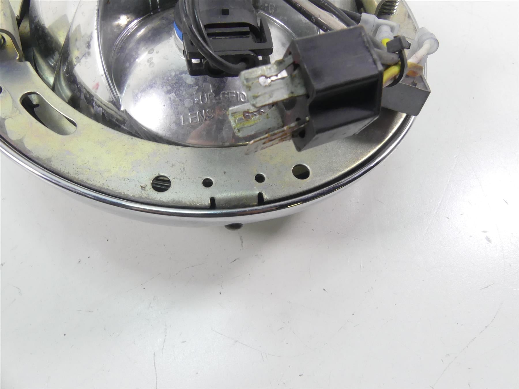 2005 Harley Touring CVO FLHTC SE Electra Glide Headlight Head Light 68342-05A {{ shop.shopifyCountryName }} - Mototech271