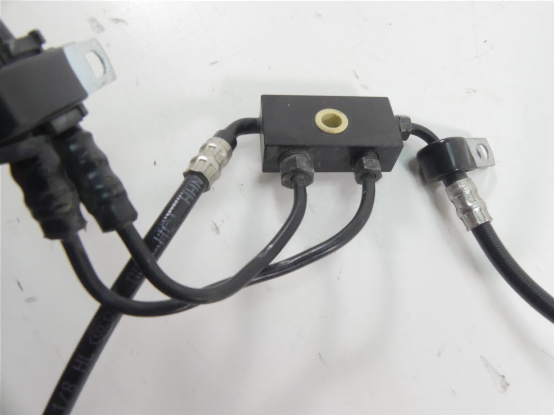 2019 Harley FLHC Softail Heritage Front Abs Brake Line Set 41800595 41800597 {{ shop.shopifyCountryName }} - Mototech271