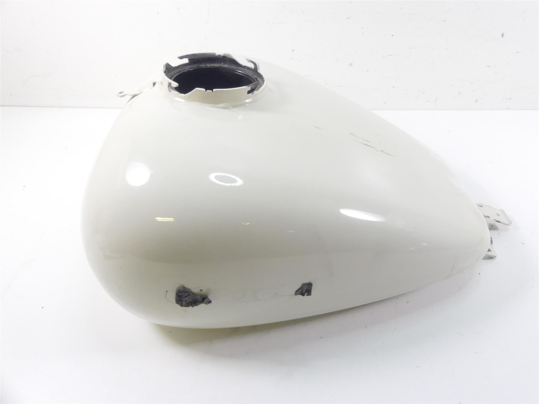 2013 Harley Touring FLHTP Electra Glide Fuel Gas Petrol Tank - No Dent 61356-08 {{ shop.shopifyCountryName }} - Mototech271