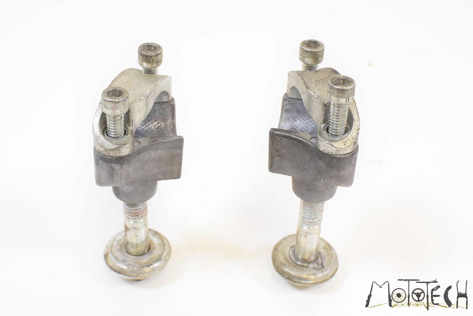 1997 Harley Touring FLHRI Road King Handlebar Riser Holder Mount SET 56149-88B {{ shop.shopifyCountryName }} - Mototech271