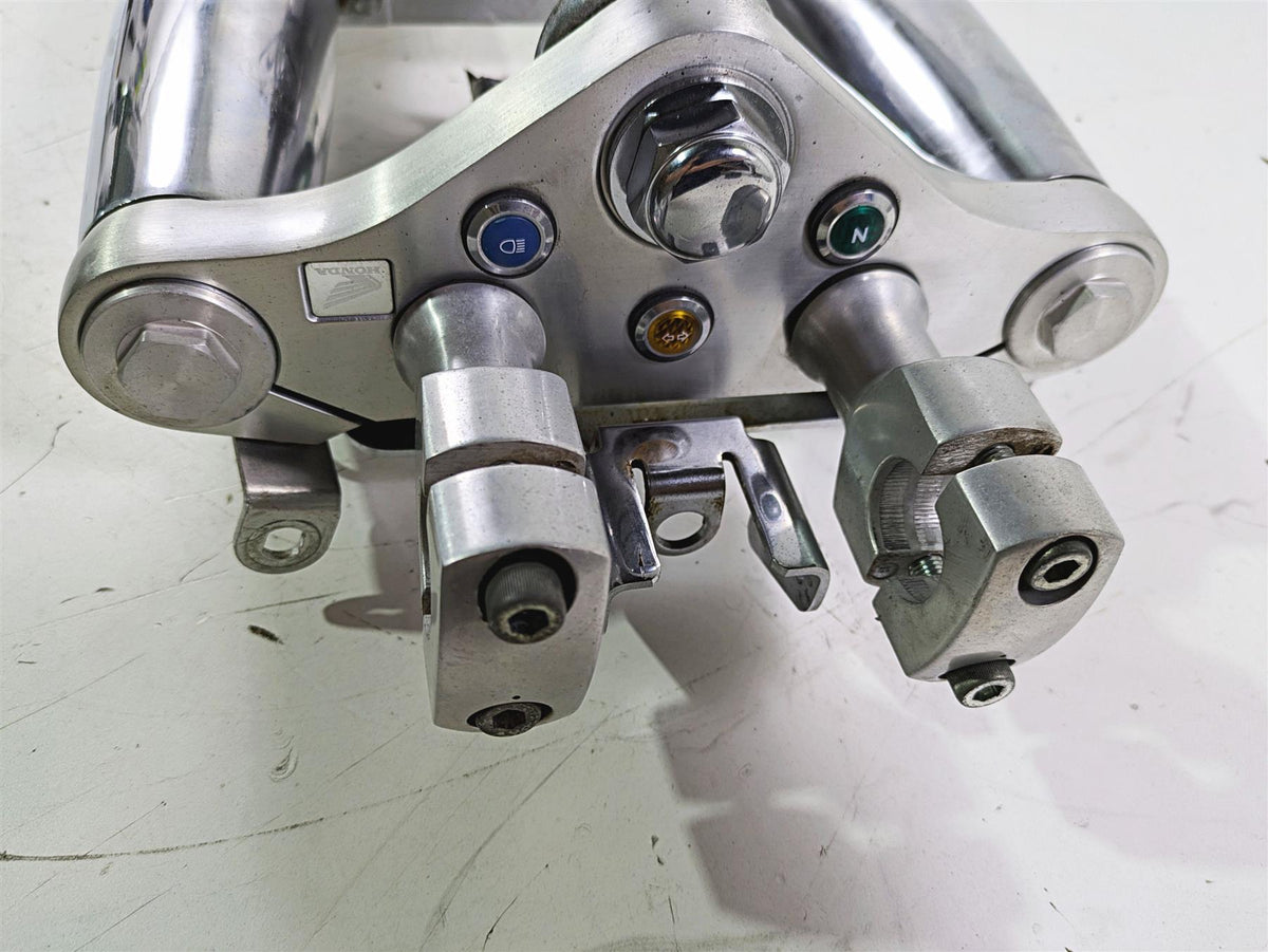 2001 Honda VT1100 Shadow Sabre Straight Front Fork Triple Tree Set 51400-MCK-A01 {{ shop.shopifyCountryName }} - Mototech271