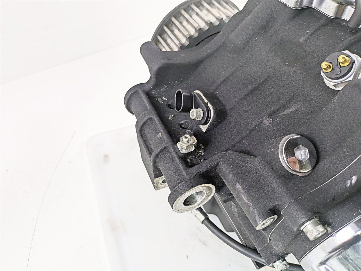 2011 Harley FXDC Dyna Super Glide Transmission 6 Speed Gear Box 32K 33083-10A {{ shop.shopifyCountryName }} - Mototech271