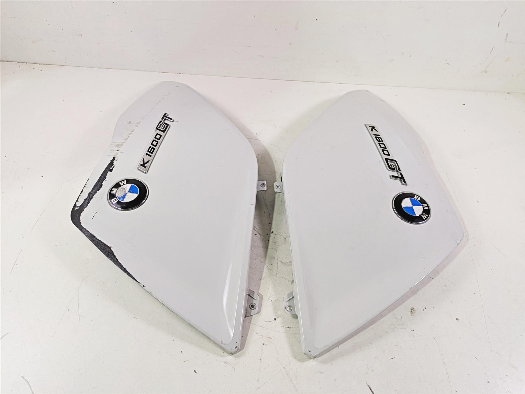 2015 BMW K1600 GT K48 Main Side Cover Fairing Emblem Set 46637710431 46637710432 {{ shop.shopifyCountryName }} - Mototech271