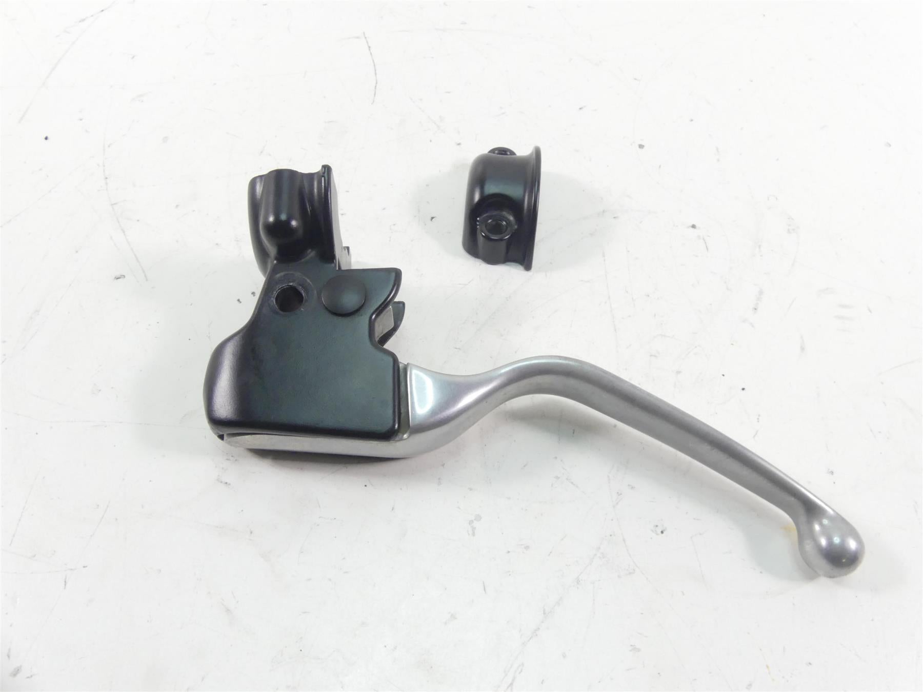 2012 Harley Touring FLHTK Electra Glide Clutch Perch & Lever 38700-08A {{ shop.shopifyCountryName }} - Mototech271