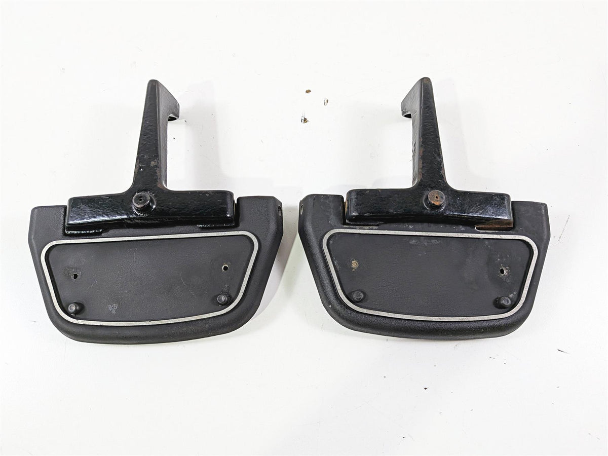 1993 Harley Touring FLHTCU Electra Glide Rear Passenger Floor Board Set 52719-93 {{ shop.shopifyCountryName }} - Mototech271