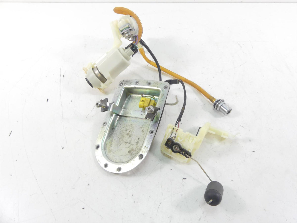 2009 Harley FXDF Dyna Fat Bob Fuel Petrol Gas Pump & Level Sending Unit 75218-04 {{ shop.shopifyCountryName }} - Mototech271