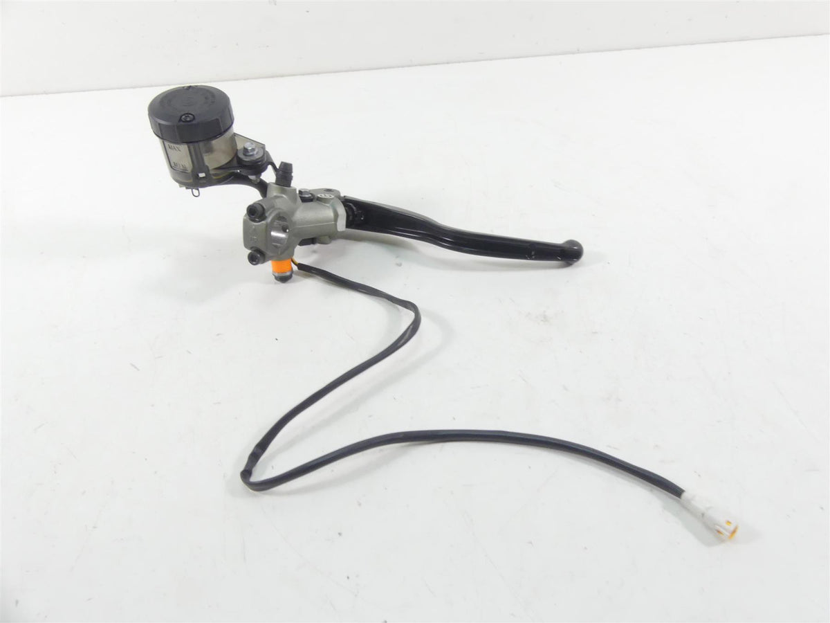 2018 Triumph Street Triple 765RS Front Brembo Radial Br Master Cylinder T2024890 {{ shop.shopifyCountryName }} - Mototech271