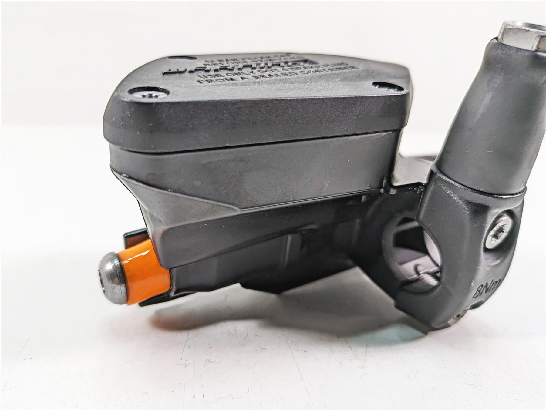 2016 BMW R1200R K53 Front Brake Master Cylinder + Lever 32728559604 {{ shop.shopifyCountryName }} - Mototech271