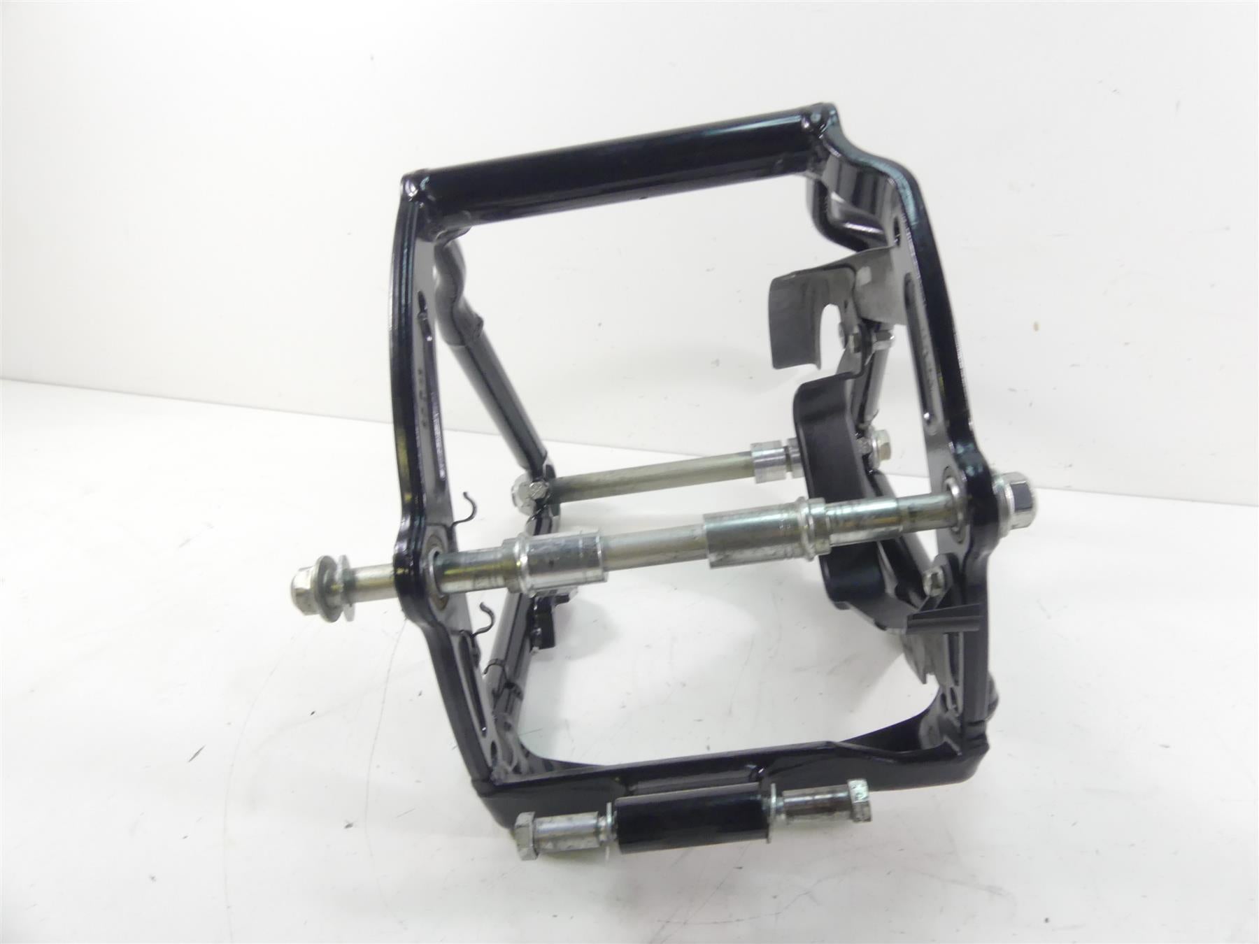 2017 Harley FLS Softail Slim Rear Swingarm Swing Arm + Guards & Axle 47573-11 {{ shop.shopifyCountryName }} - Mototech271