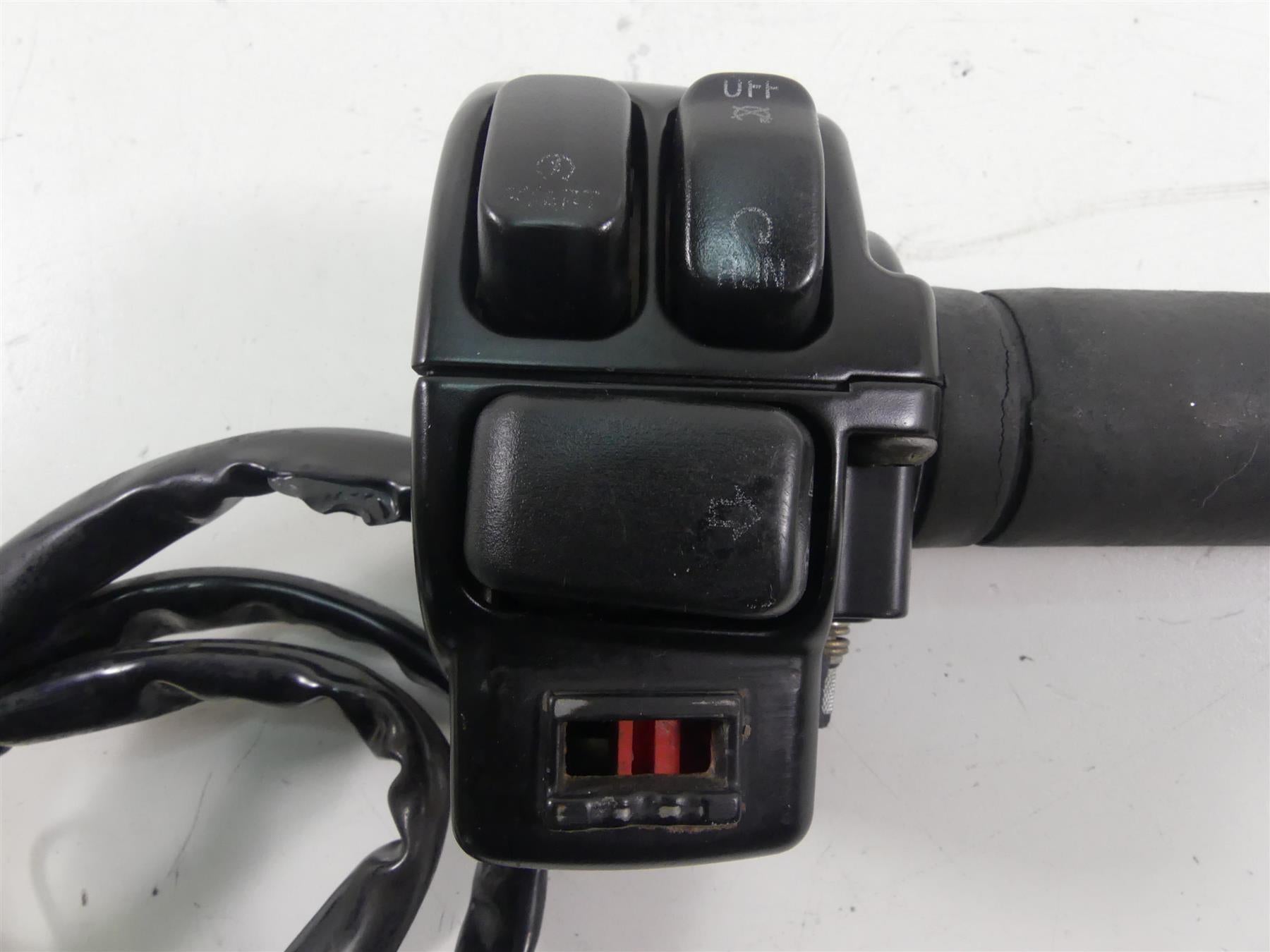 2012 Harley Touring FLHTP Electra Glide Right Hand Control Switch -Read 71684-06 {{ shop.shopifyCountryName }} - Mototech271