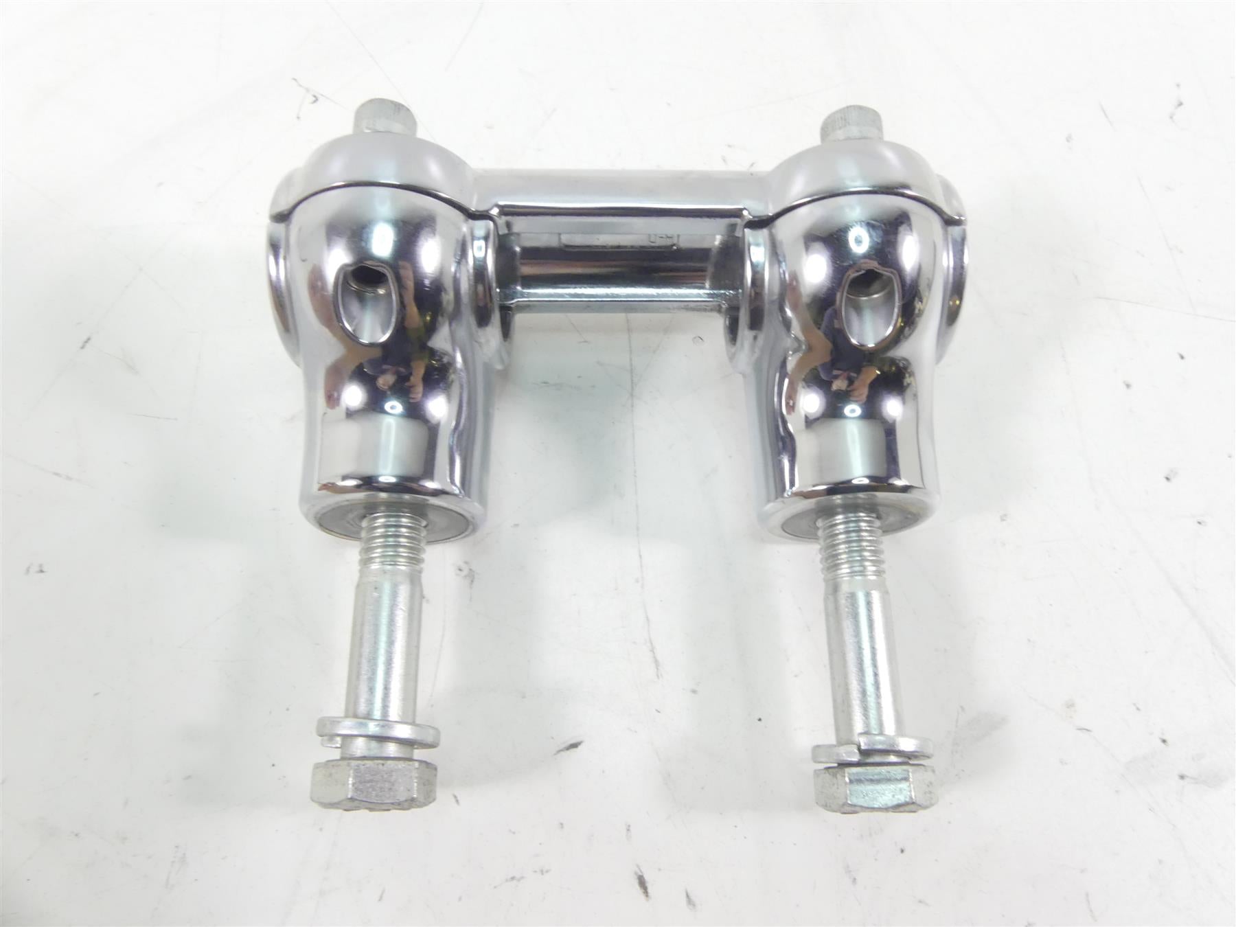 2017 Harley FLS Softail Slim Handlebar Handle Bar Riser Clamp Set 56998-09 {{ shop.shopifyCountryName }} - Mototech271