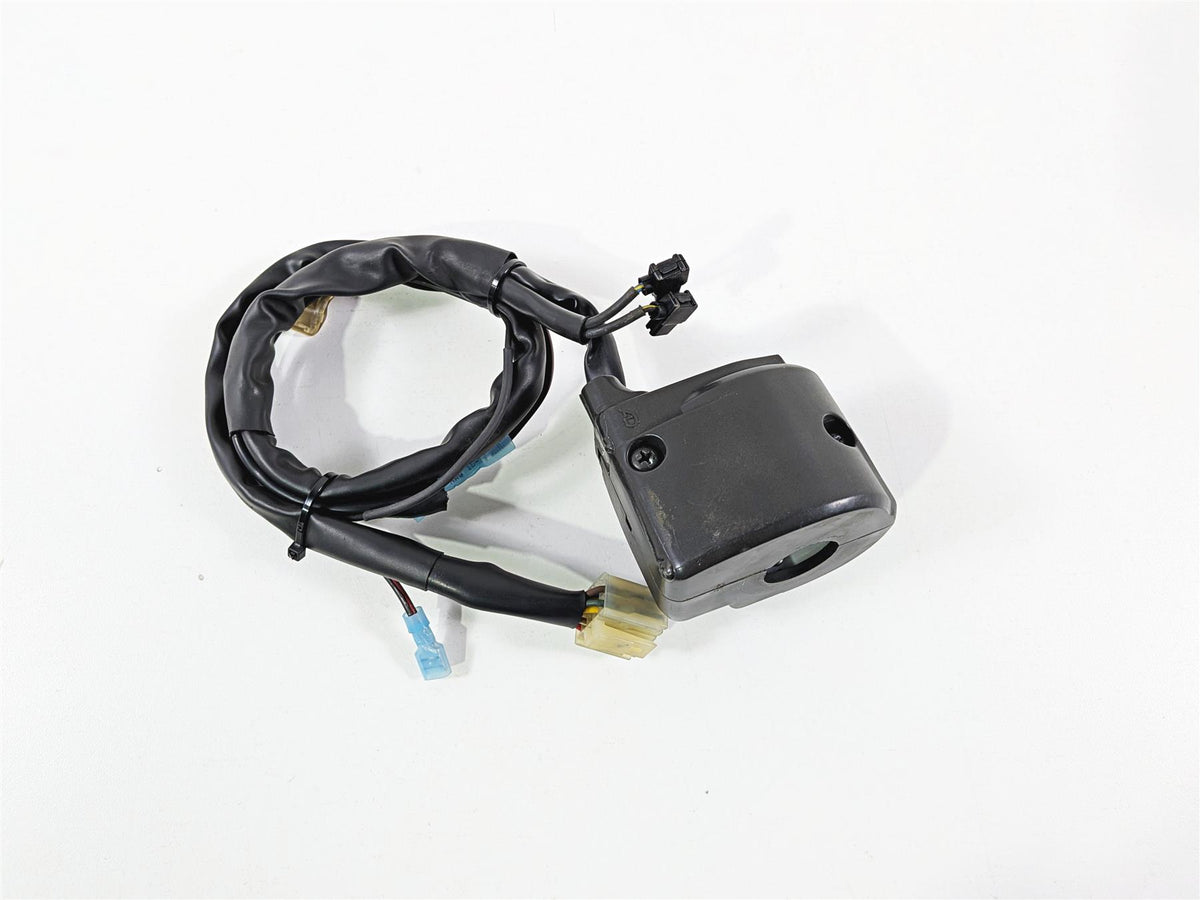 2008 Yamaha YZF R1 RN19 Left Hand Control Switch Light Blinker 4C8-83973-00-00 {{ shop.shopifyCountryName }} - Mototech271