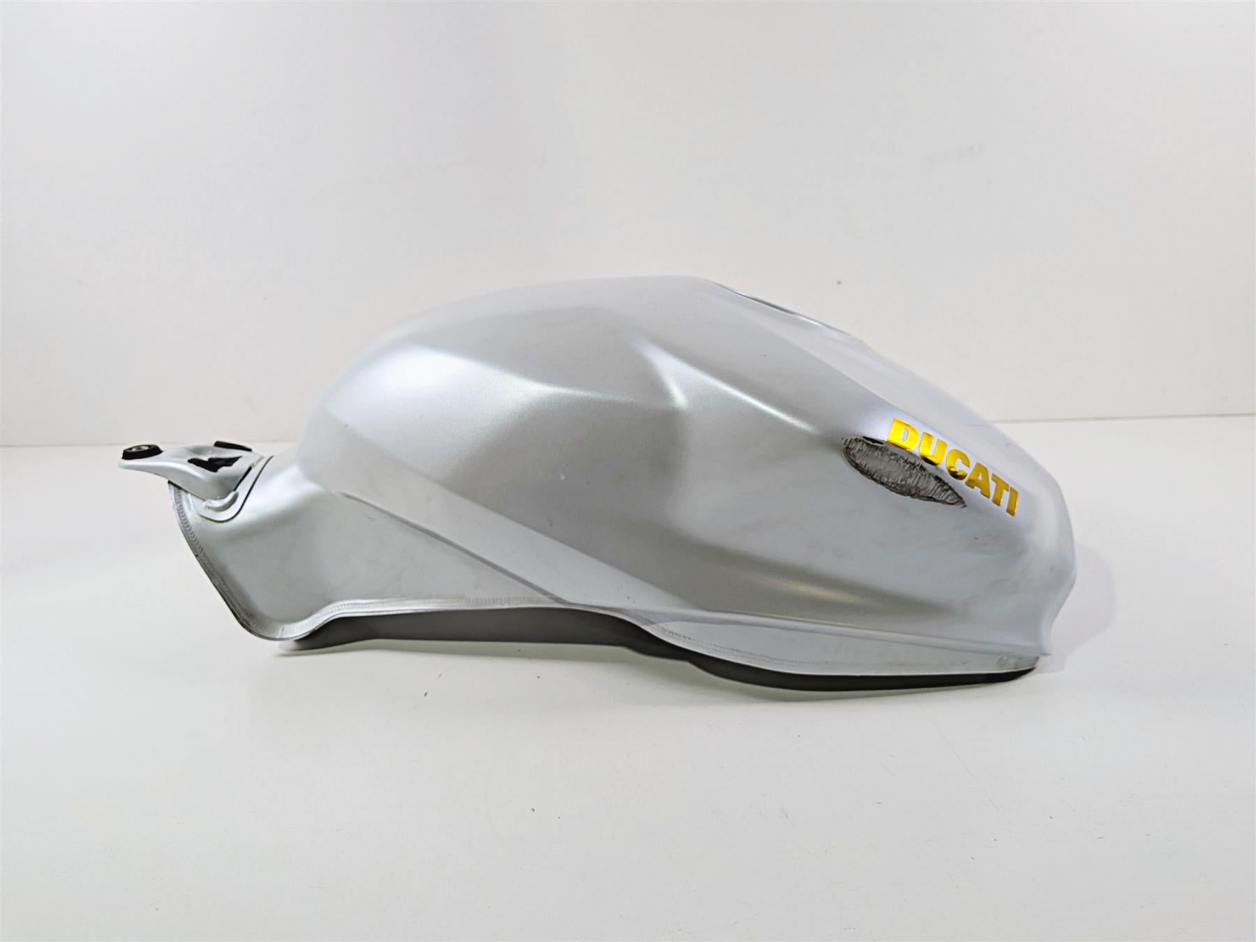 2019 Ducati 959 Panigale Fuel Gas Petrol Tank Reservoir - Dented 58612061AW {{ shop.shopifyCountryName }} - Mototech271
