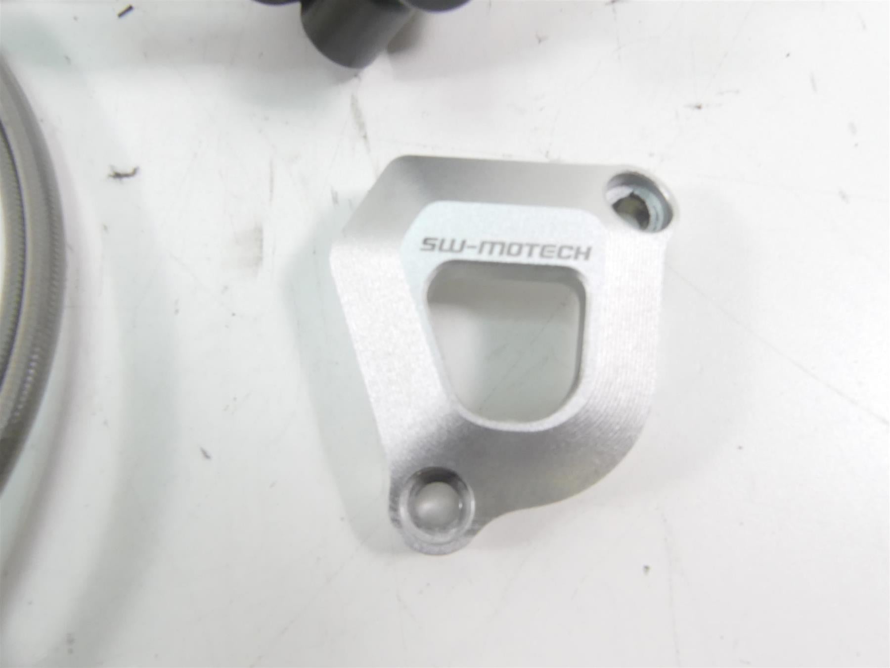 2015 KTM 1290R Super Duke Clutch Slave Cylinder SW Motech Cover Set 60032061244 {{ shop.shopifyCountryName }} - Mototech271