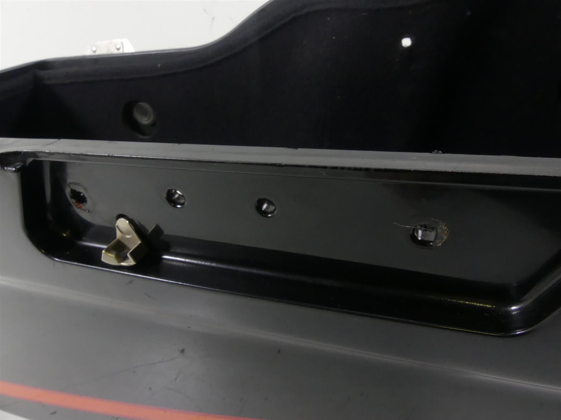 2007 Harley FLHTCU SE2 CVO Electra Glide Right Lower Saddlebag 88277-07 {{ shop.shopifyCountryName }} - Mototech271