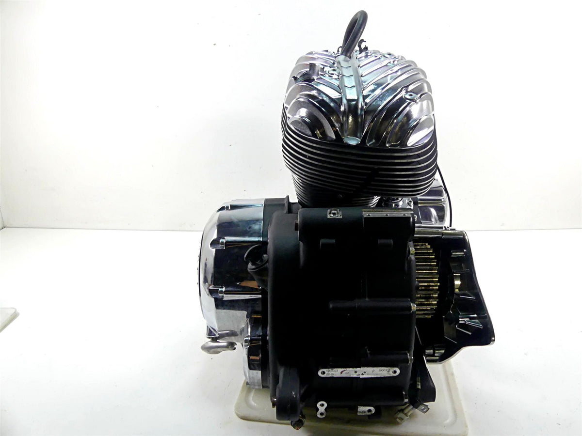 2019 Indian Chieftain Classic Running Engine 111ci Thunderstroke - Video 1205727 {{ shop.shopifyCountryName }} - Mototech271