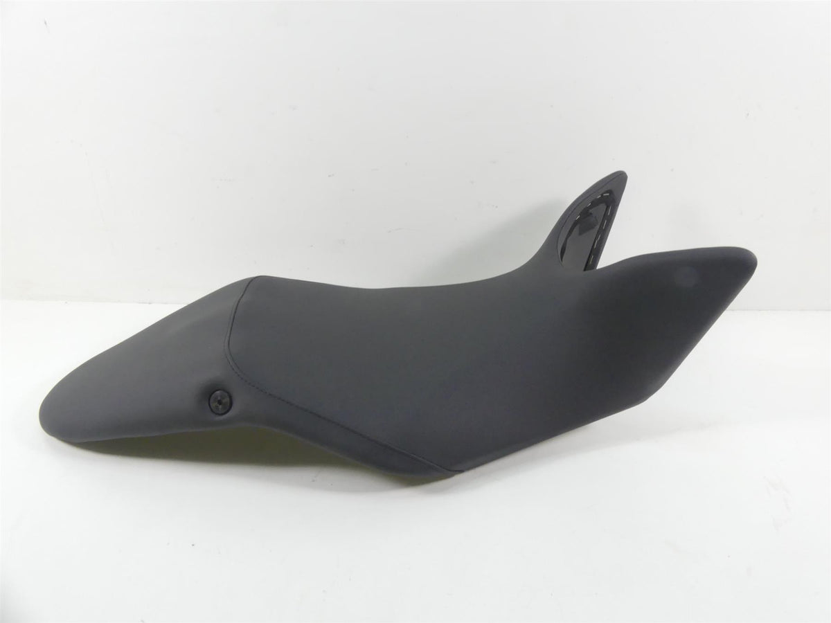 2015 Triumph 1050 Speed Triple R Standard Dual Saddle Seat -No Cuts T2304444 {{ shop.shopifyCountryName }} - Mototech271