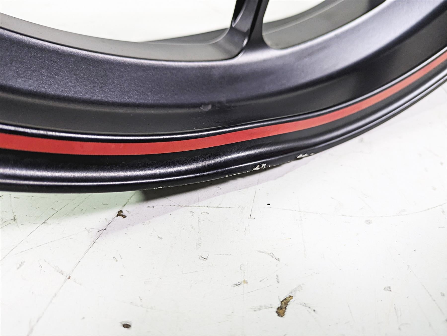 2015 Ducati Panigale 1299 S Front Marchesini 3.5x17 Wheel Rim DENT 50121551AB {{ shop.shopifyCountryName }} - Mototech271