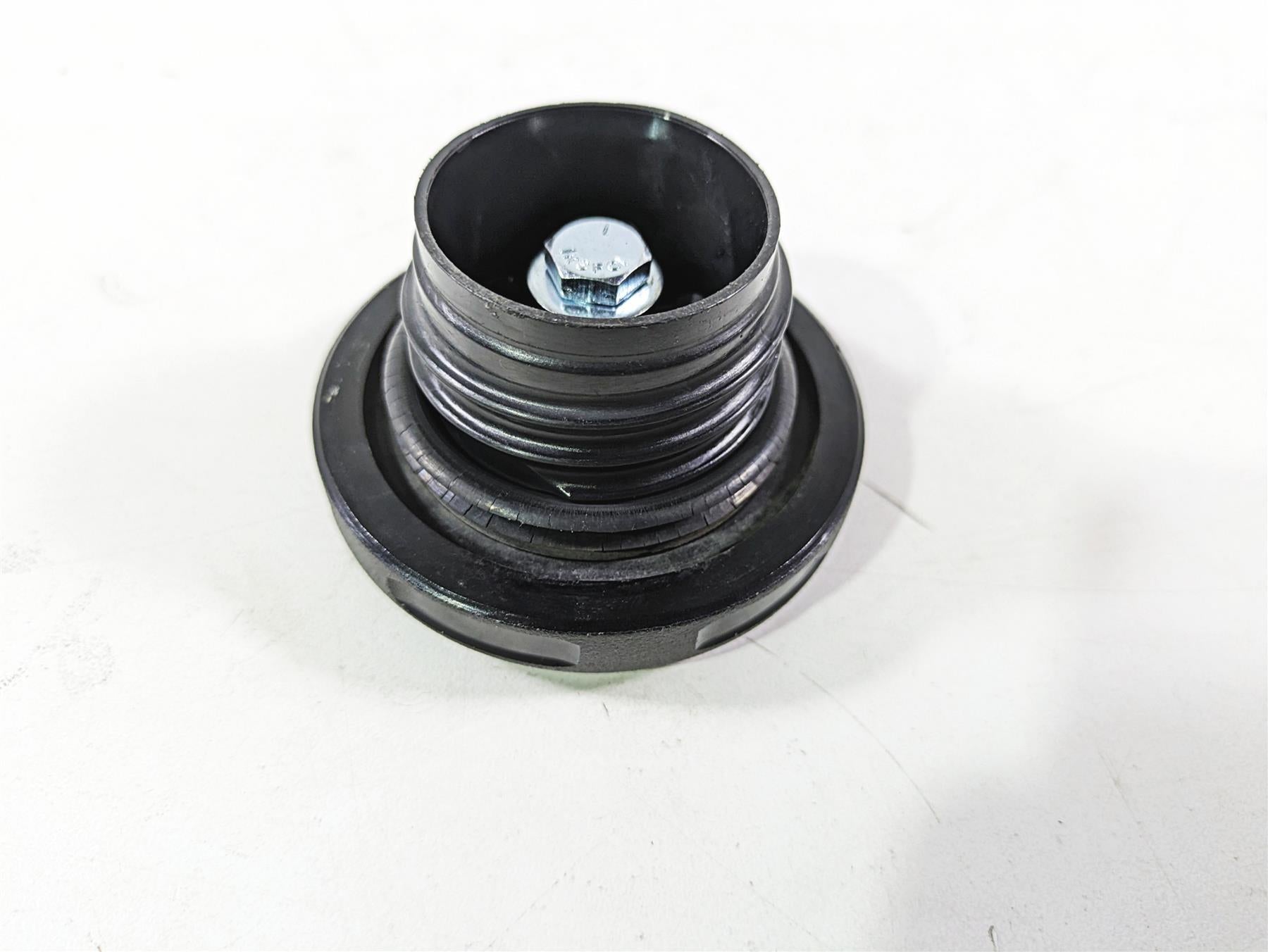 2017 Harley Dyna FXDB Street Bob Performance Machine Fuel Gas Cap 0210-2071ARY {{ shop.shopifyCountryName }} - Mototech271