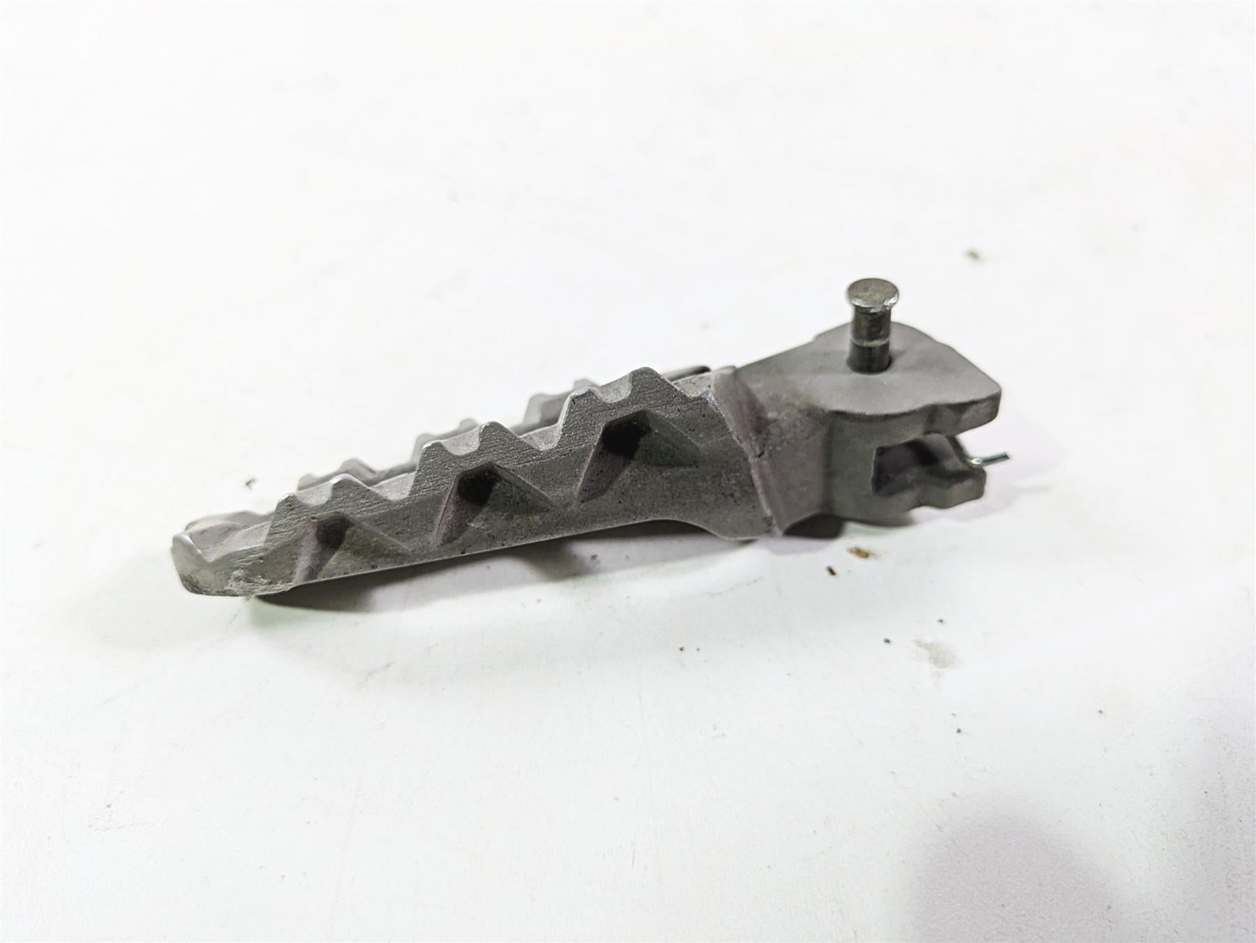 2013 Ducati Hyperstrada 821 Right Front Rider Footpeg Peg 46410591AA {{ shop.shopifyCountryName }} - Mototech271