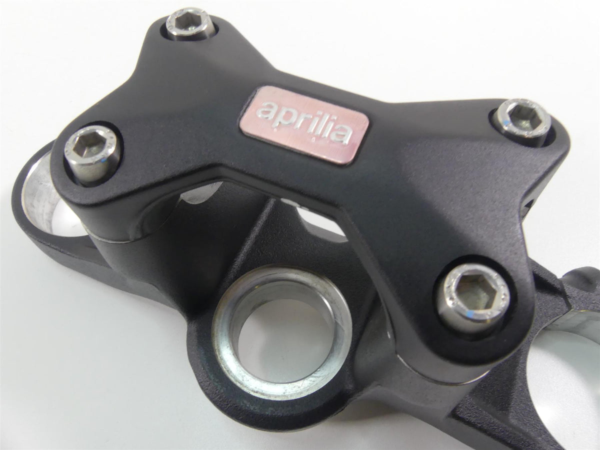 2021 Aprilia Tuono 660 Upper Triple Tree Steering Clamp 2B007297 {{ shop.shopifyCountryName }} - Mototech271