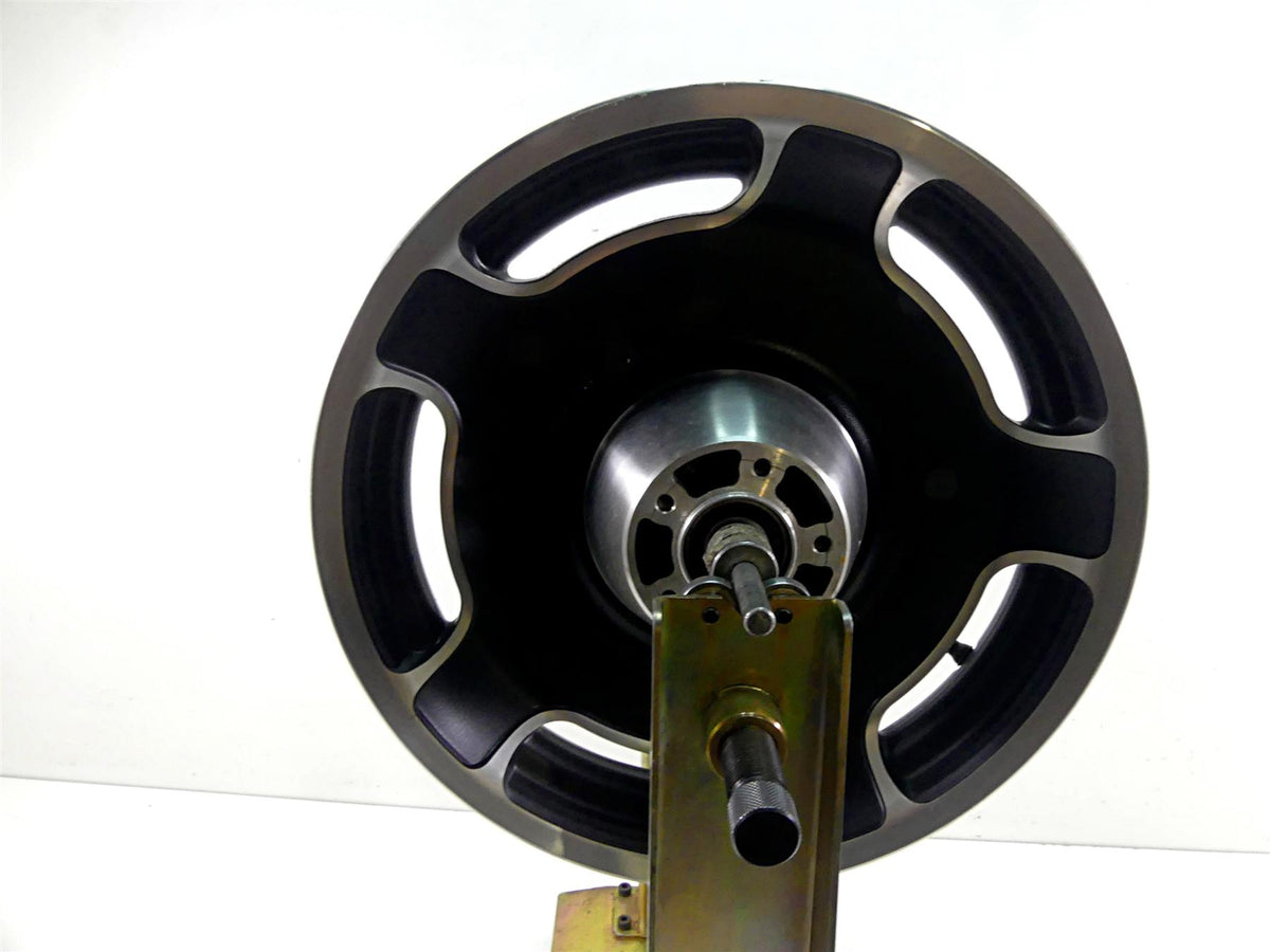 2008 Harley Touring FLHX Street Glide Straight 16x3 Front Wheel 41285-06 {{ shop.shopifyCountryName }} - Mototech271