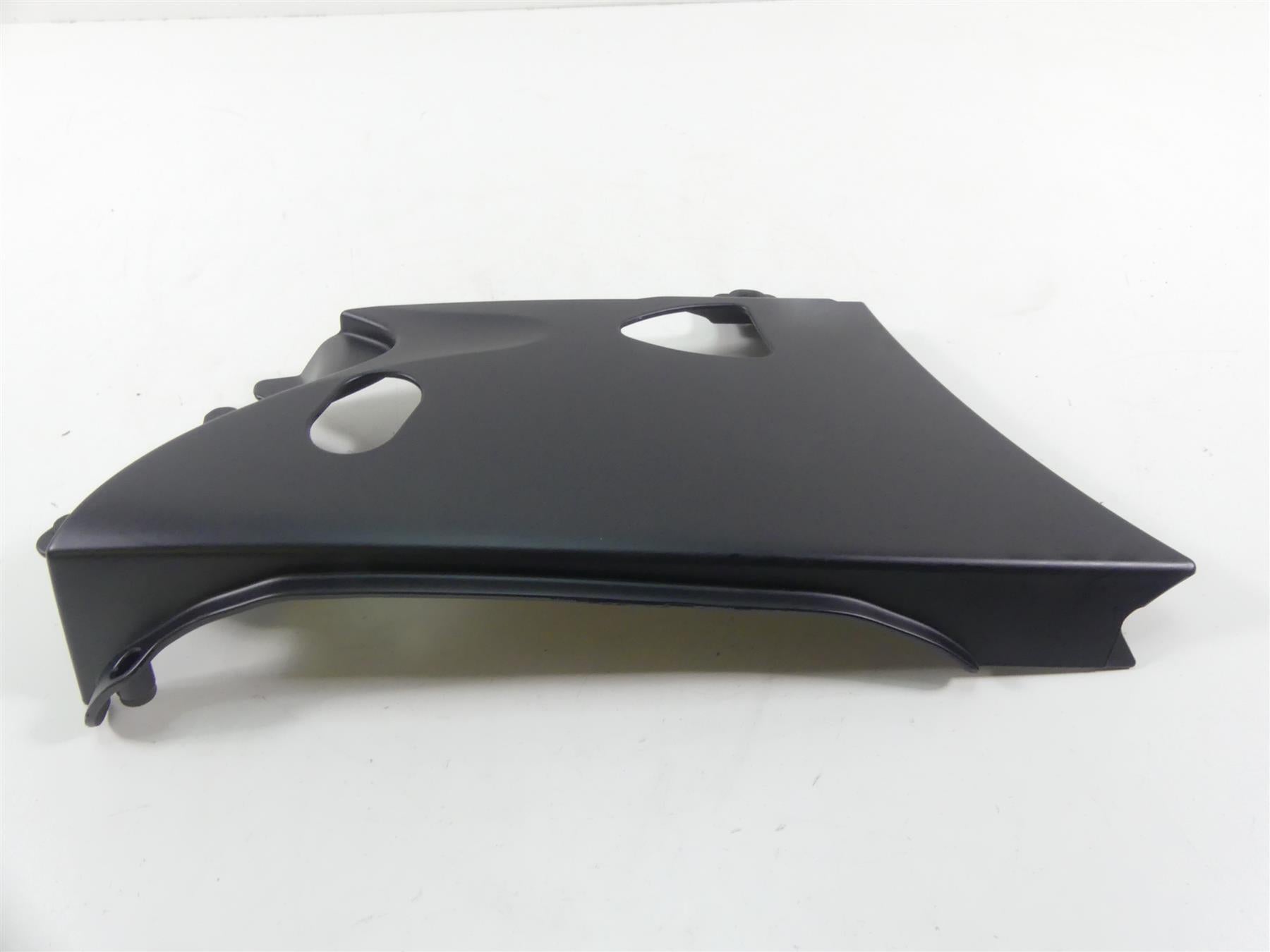 2016 Indian Chieftain Dark Horse Right Lower Side Cover Fairing Cowl 5450418 {{ shop.shopifyCountryName }} - Mototech271