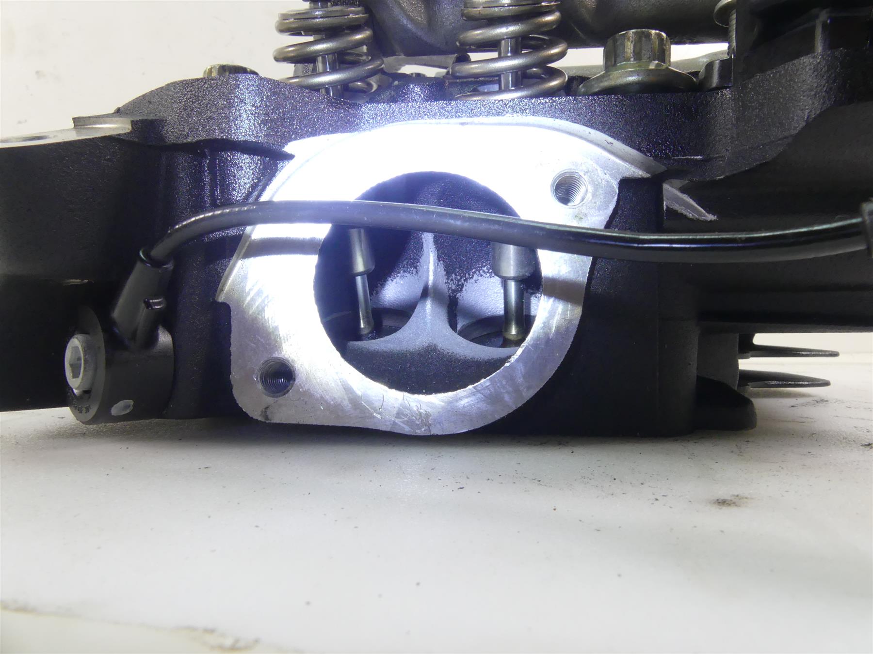 2021 Harley Softail FXBBS Street Bob Rear Cylinder Head M8 114ci - Read 16500388 {{ shop.shopifyCountryName }} - Mototech271