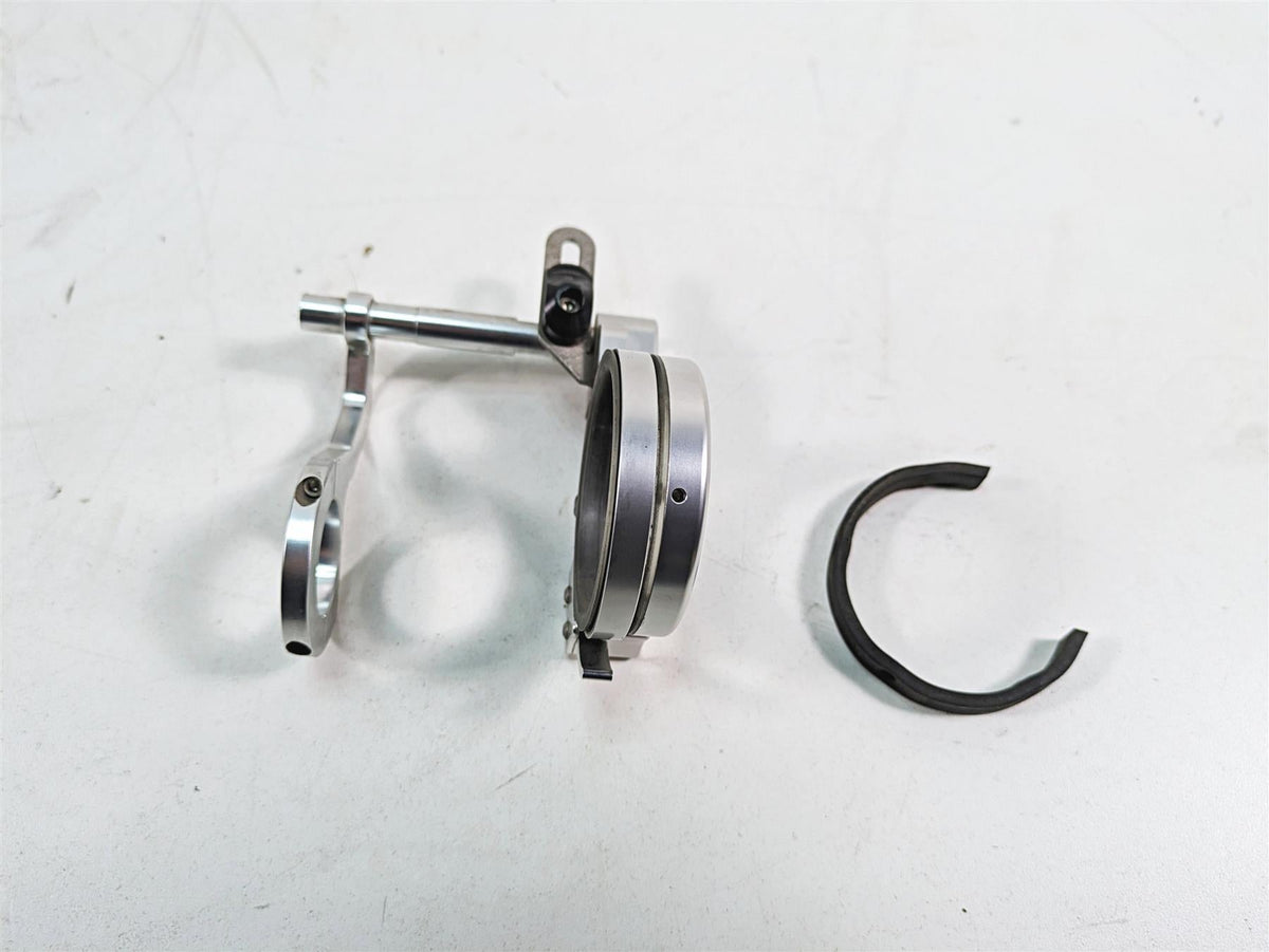 2016 Suzuki M109R VZR1800 BrakeAway Cruise Control Throttle Lock 7CP01 {{ shop.shopifyCountryName }} - Mototech271