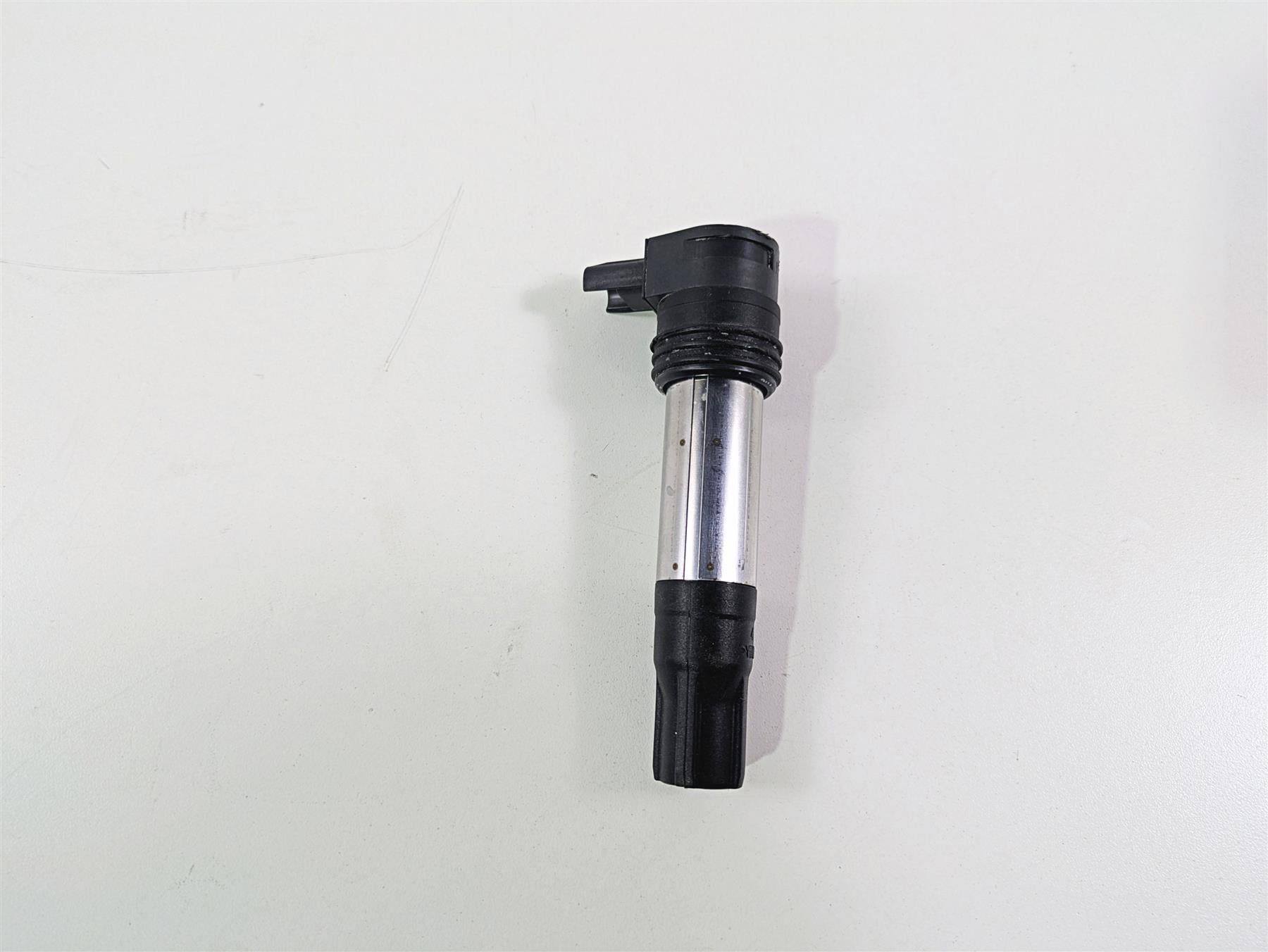 2016 BMW R1200RT K52 Eldor Ignition Coil Stick Coil 12138526677 {{ shop.shopifyCountryName }} - Mototech271