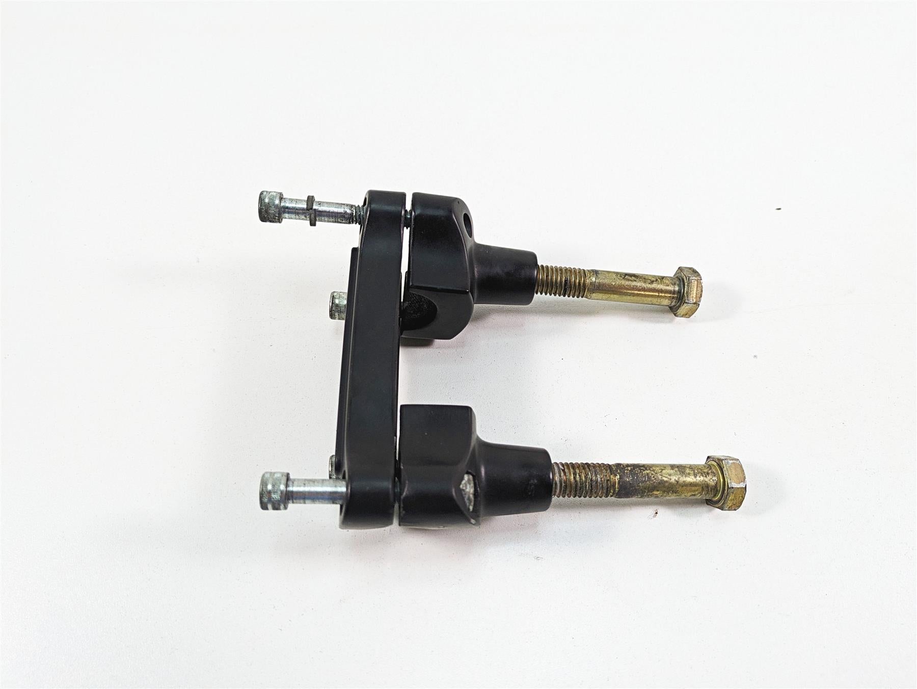 1986 Harley Sportster XLH 883 Handlebar Handle Bar Riser Clamp Set 56115-79A {{ shop.shopifyCountryName }} - Mototech271