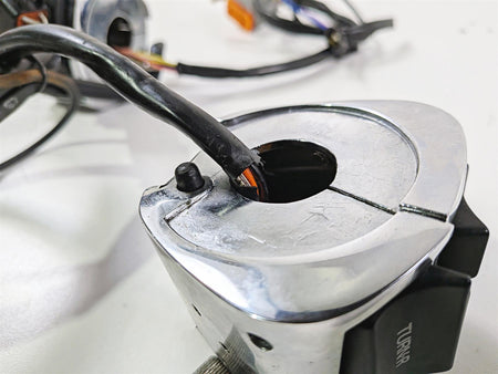 1995 Harley XL883 Sportster Hugger L+R Chrome Control Switches 70218-87 70219-87 {{ shop.shopifyCountryName }} - Mototech271