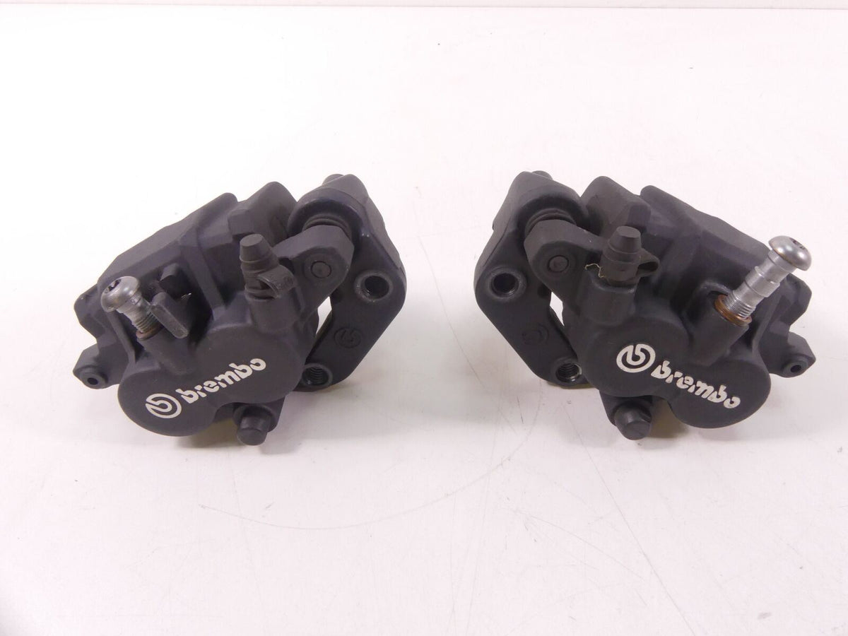 2013 BMW F800GS K72 Front Brembo Brake Caliper Set 34117716715 34117716716 {{ shop.shopifyCountryName }} - Mototech271