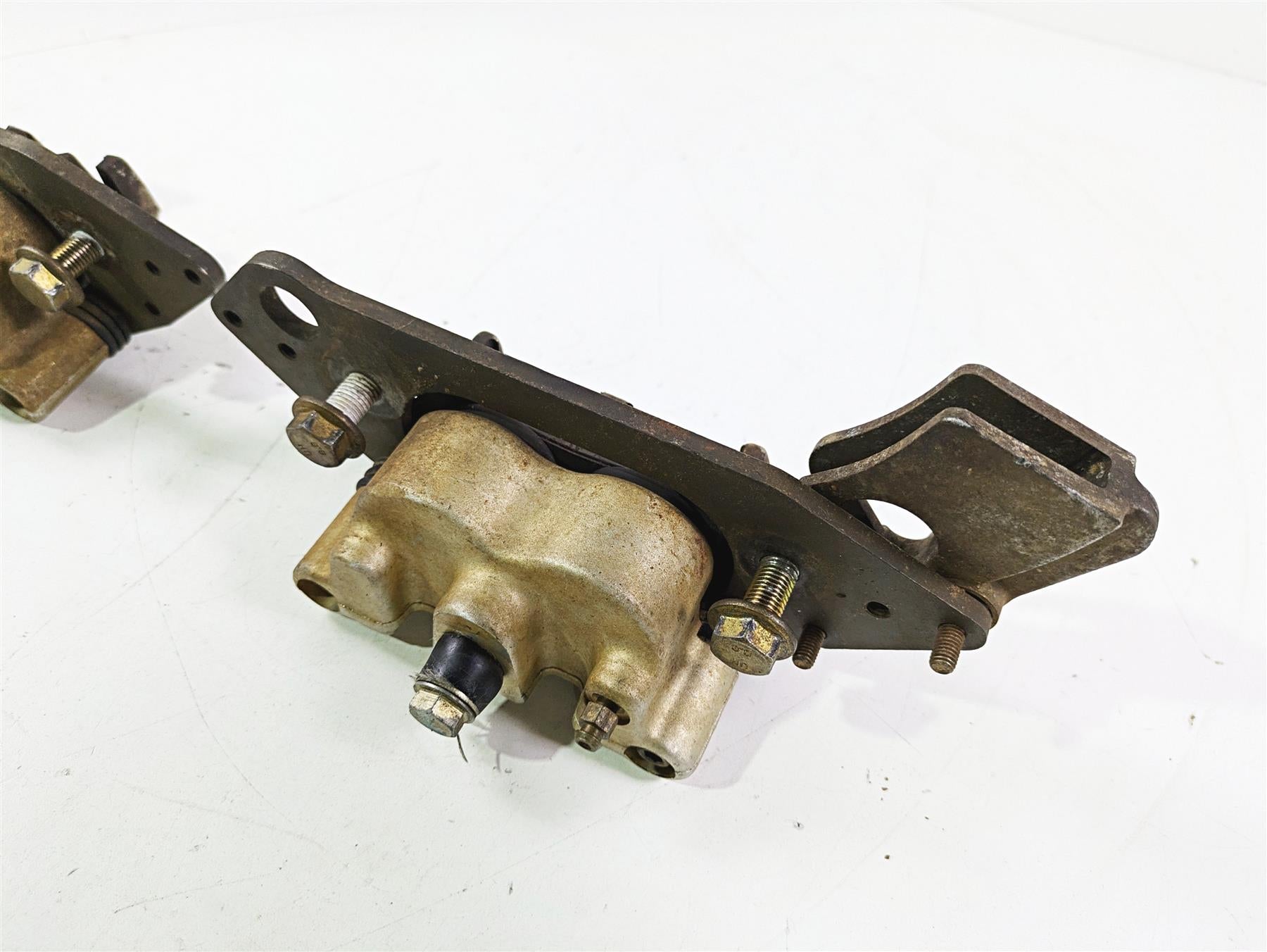 2022 Polaris Ranger 1000 Premium Front Brake Caliper Set 1913060 1913061 {{ shop.shopifyCountryName }} - Mototech271