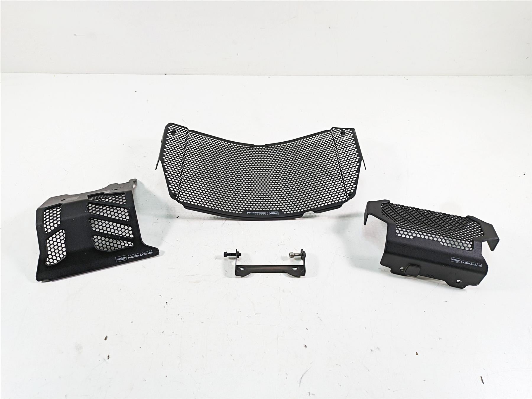 2020 Ducati Hypermotard 950 SP Evotech Radiator Cooler Cylinder Cover Set 74380 {{ shop.shopifyCountryName }} - Mototech271